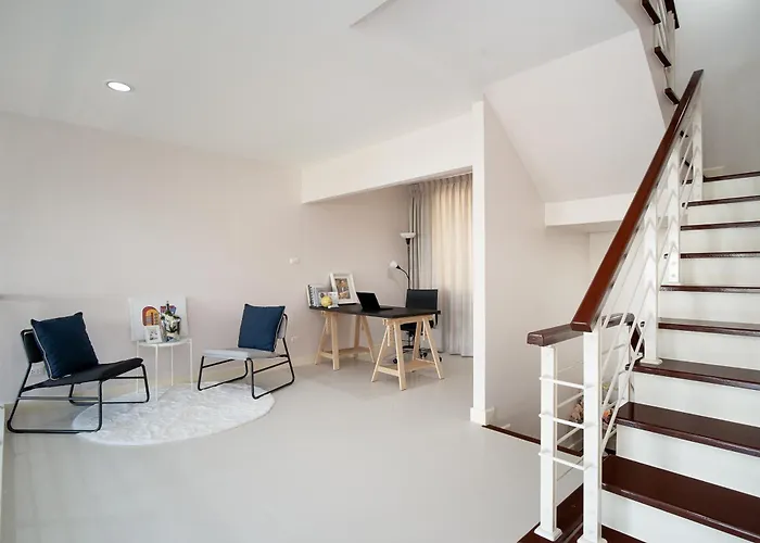 Latkrabangbishome Near Suvarnabhumi Airport ลาดกระบังบิซโฮม Villa Bangkok