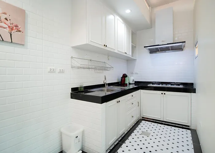Villa Latkrabangbishome Near Suvarnabhumi Airport ลาดกระบังบิซโฮม